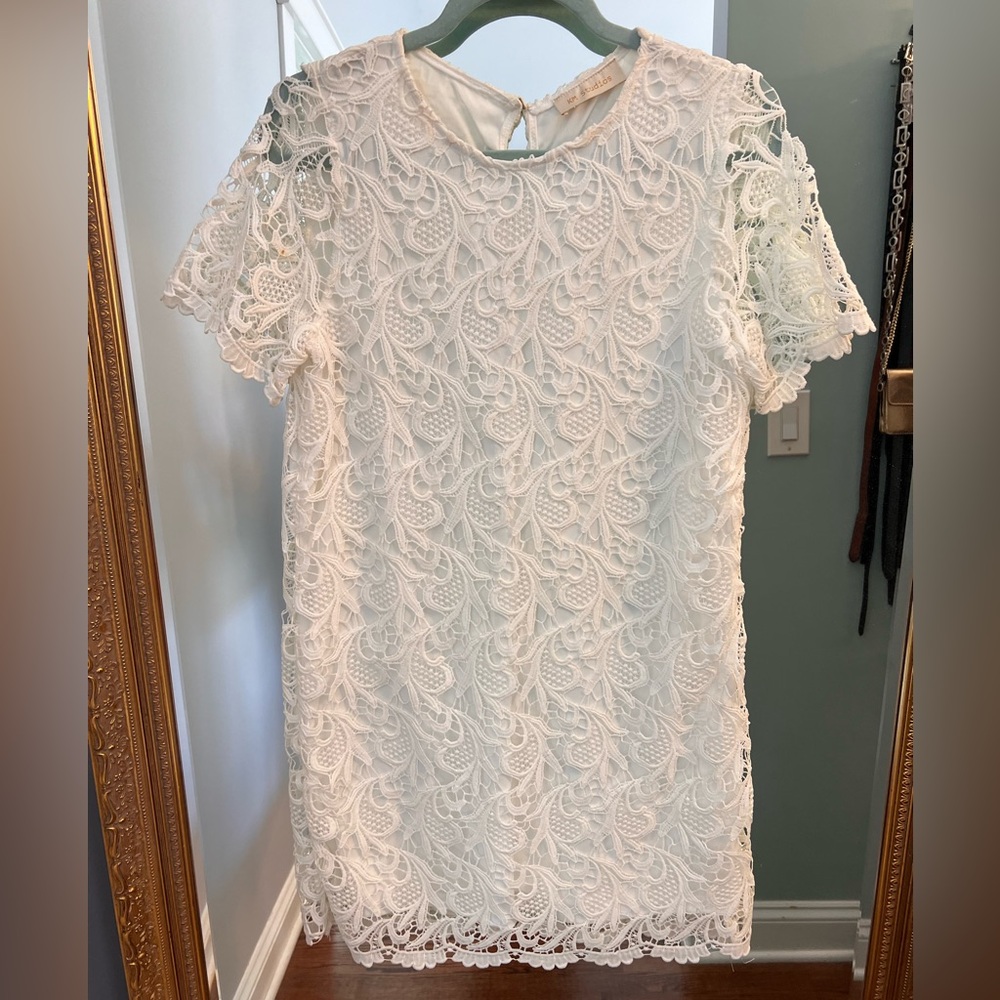 White lace dress